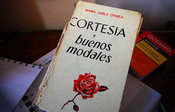 libro_cortesia_y_buenos_modales