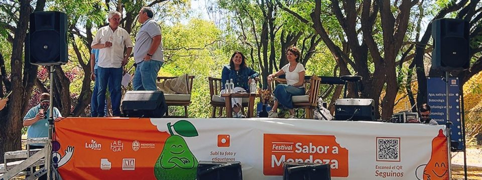 Arrancó el festival Sabor a Mendoza con productores, disertaciones y puestos de comida